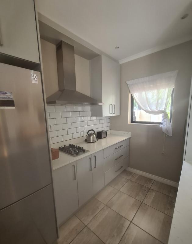 To Let 1 Bedroom Property for Rent in Pinehurst Western Cape